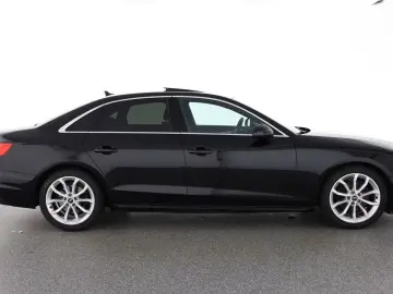AUDI A4 30 TDI S LINE