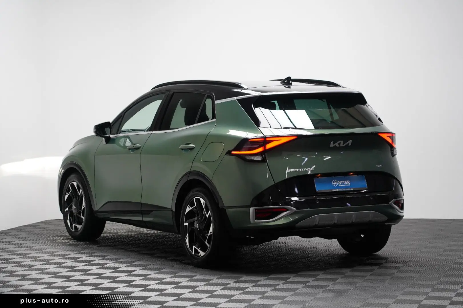 KIA Sportage 1.6 GT-Line 4WD PANO LEDER ACC Memory