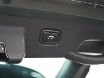 KIA Sportage 1.6 GT-Line 4WD PANO LEDER ACC Memory