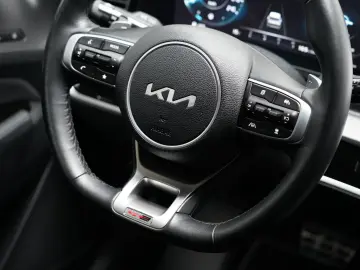 KIA Sportage 1.6 GT-Line 4WD PANO LEDER ACC Memory