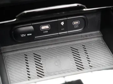 KIA Sportage 1.6 GT-Line 4WD PANO LEDER ACC Memory