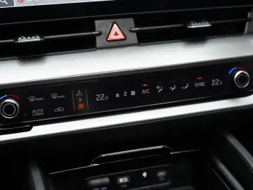 KIA Sportage 1.6 GT-Line 4WD PANO LEDER ACC Memory