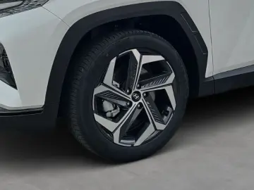 HYUNDAI Tucson Prime 1.6 T-GDI DCT 4WD Pano Assist-Pak