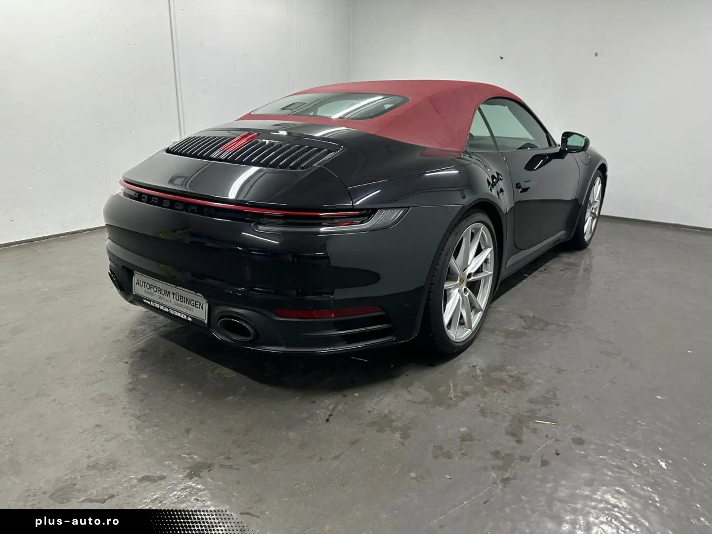 PORSCHE 992 Carrera Cabriolet  SPORT-CHRONO
