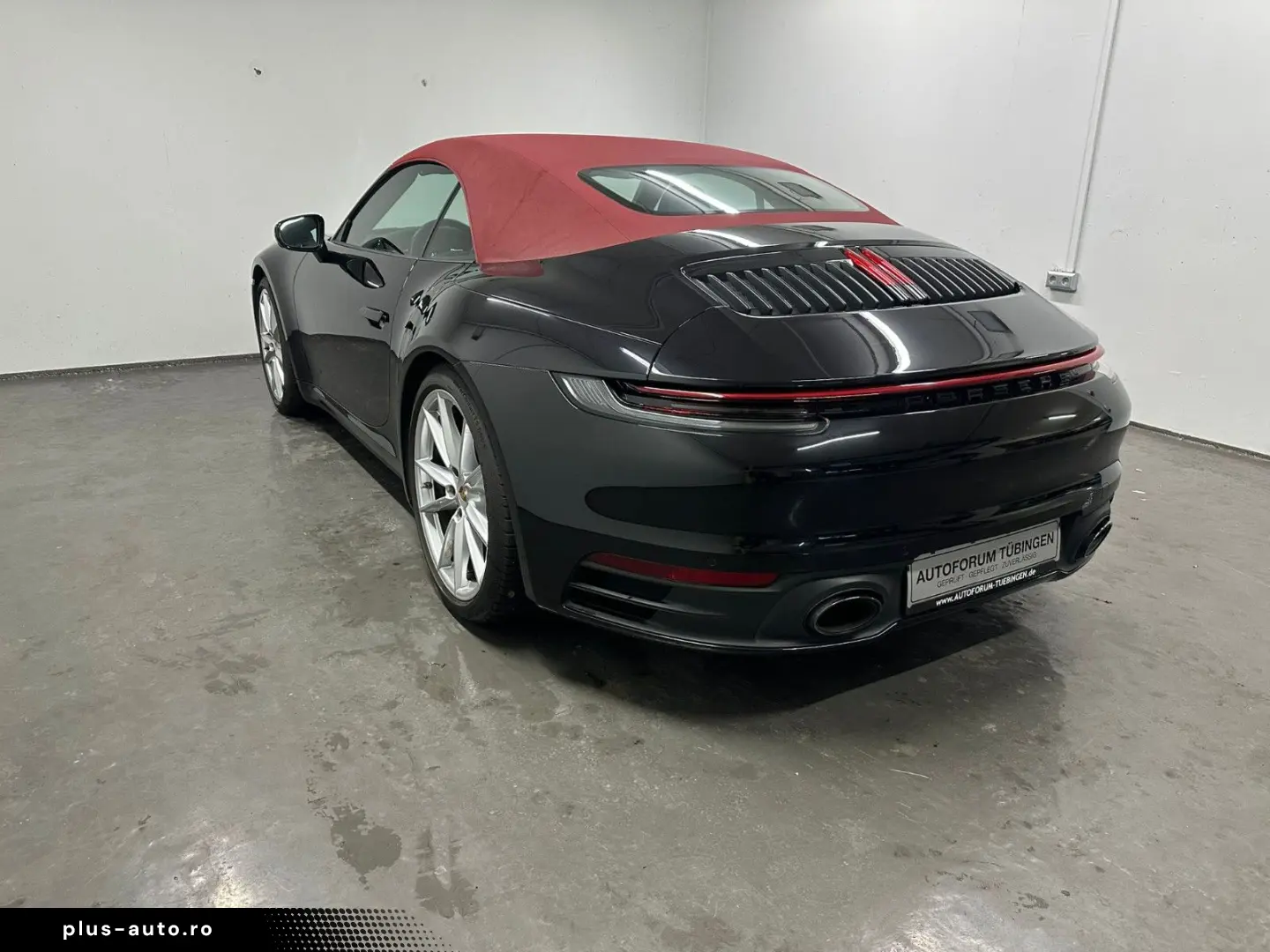 PORSCHE 992 Carrera Cabriolet  SPORT-CHRONO
