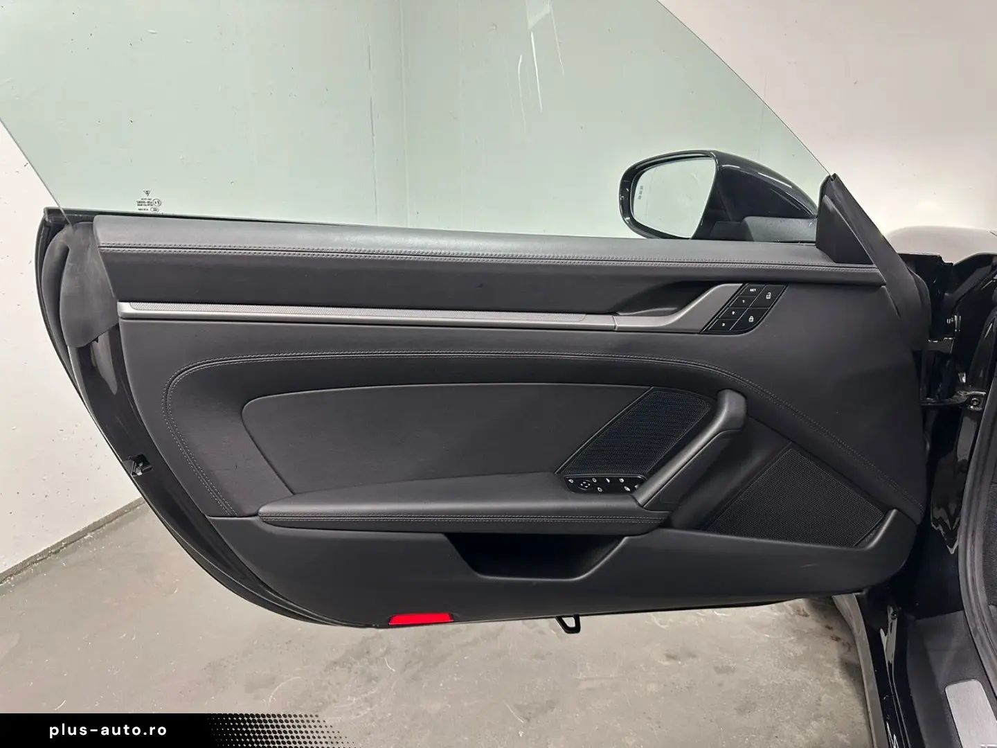 PORSCHE 992 Carrera Cabriolet  SPORT-CHRONO