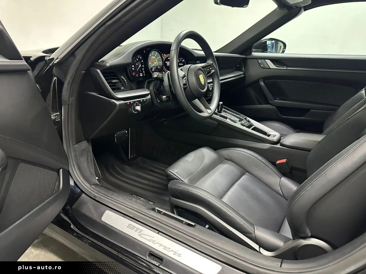 PORSCHE 992 Carrera Cabriolet  SPORT-CHRONO