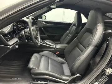 PORSCHE 992 Carrera Cabriolet  SPORT-CHRONO