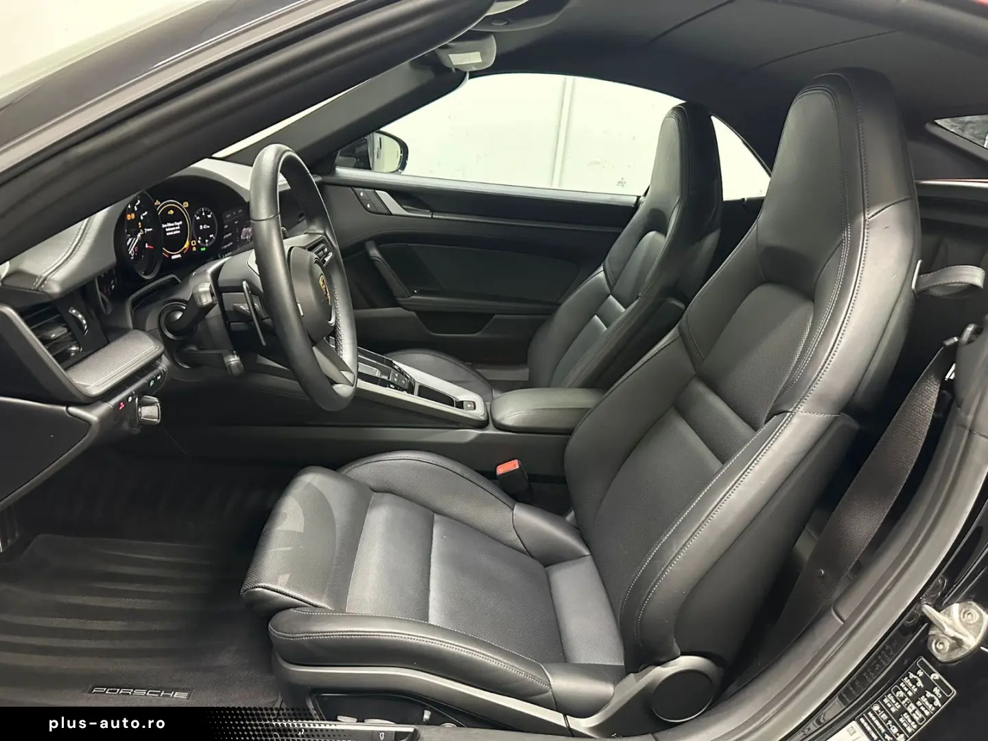 PORSCHE 992 Carrera Cabriolet  SPORT-CHRONO