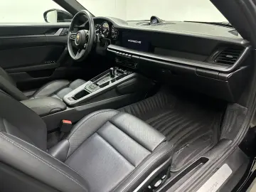 PORSCHE 992 Carrera Cabriolet  SPORT-CHRONO