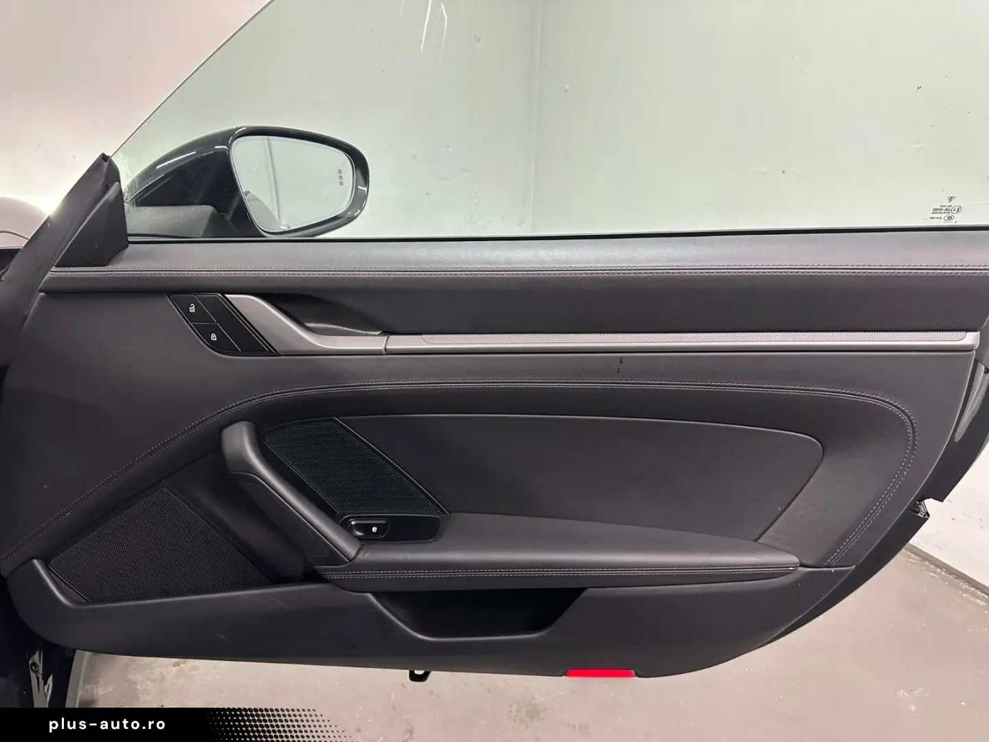 PORSCHE 992 Carrera Cabriolet  SPORT-CHRONO