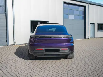 Porsche MACAN 4 Afișaj pasager BOSE PASM PANO MATRIX