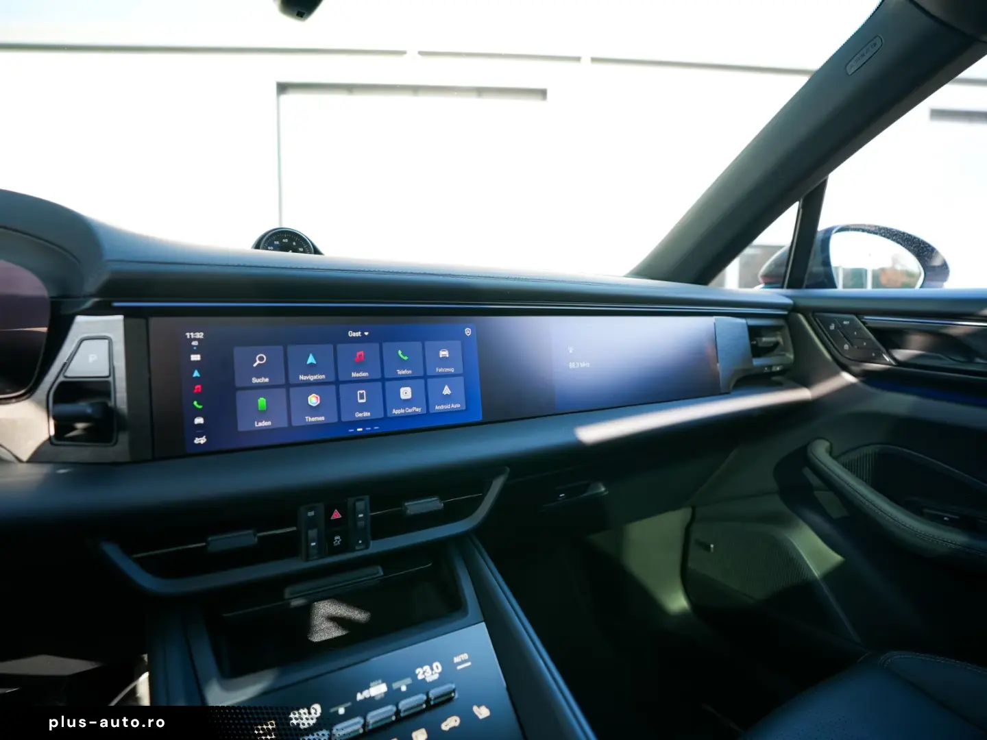 Porsche MACAN 4 Afișaj pasager BOSE PASM PANO MATRIX