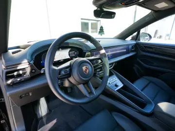 Porsche MACAN 4 Afișaj pasager BOSE PASM PANO MATRIX