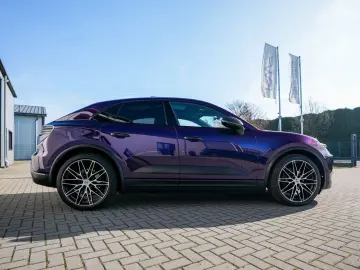 Porsche MACAN 4 Afișaj pasager BOSE PASM PANO MATRIX