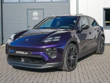 Porsche MACAN 4 Afișaj pasager BOSE PASM PANO MATRIX