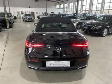 MERCEDES-BENZ CLE 220 d AMG DIS 20 HUD 360 BUR Night