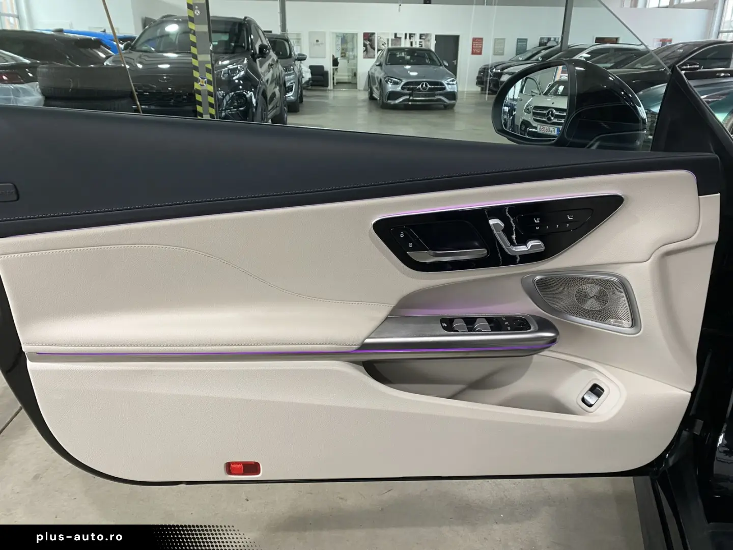 MERCEDES-BENZ CLE 220 d AMG DIS 20 HUD 360 BUR Night