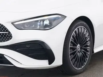 MERCEDES-BENZ CLE 200 Cabrio LEDER VERDECK ROT AMG Line Ad