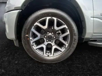 Dodge Ram 1500 Laramie Sport Special