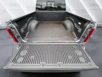 Dodge Ram 1500 Laramie Sport Special