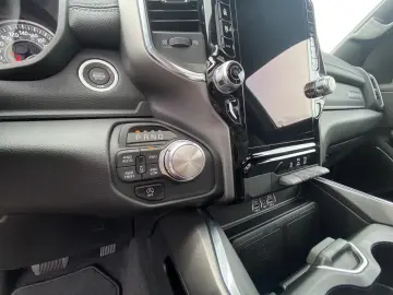 Dodge Ram 1500 Laramie Sport Special