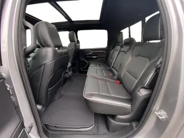 Dodge Ram 1500 Laramie Sport Special