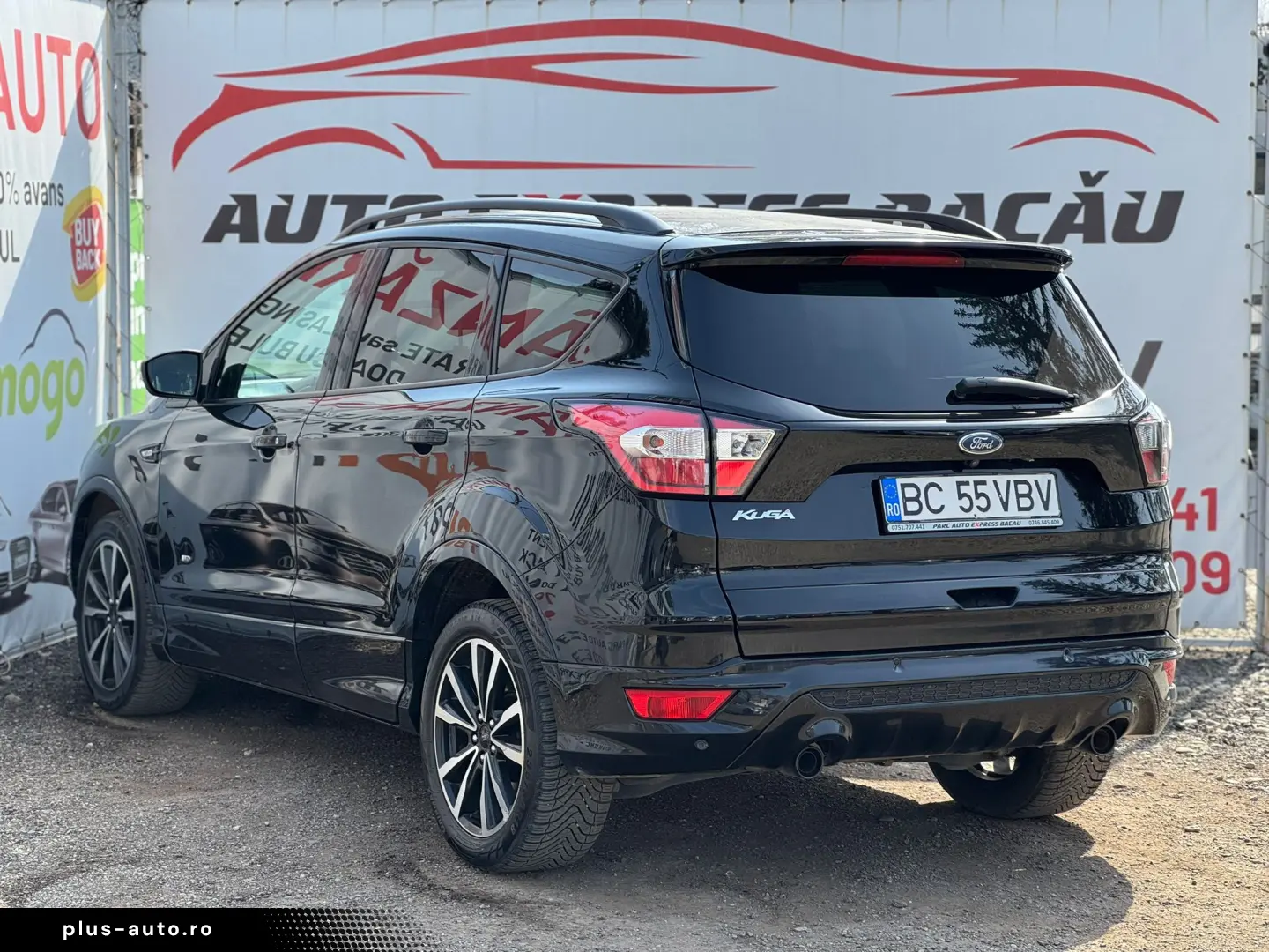 FORD KUGA ST-LINE