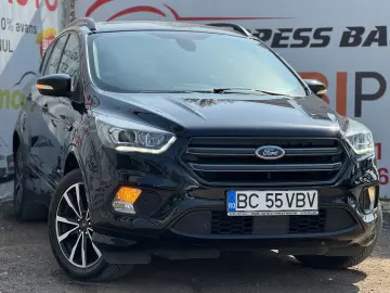 FORD KUGA ST-LINE
