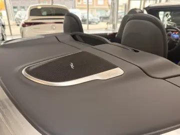 Mercedes-Benz CLE 200 AMG Cabrio Distronic Burmester