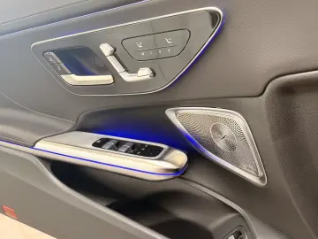 Mercedes-Benz CLE 200 AMG Cabrio Distronic Burmester