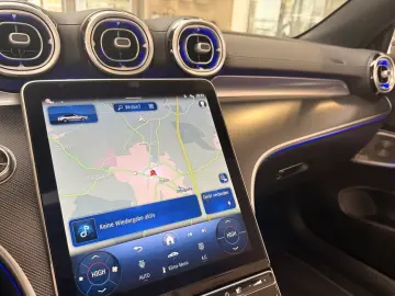 Mercedes-Benz CLE 200 AMG Cabrio Distronic Burmester