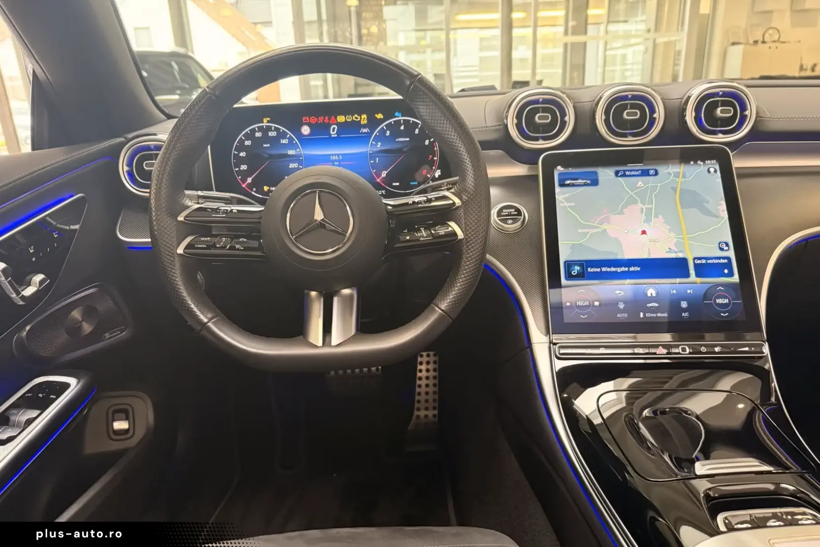 Mercedes-Benz CLE 200 AMG Cabrio Distronic Burmester