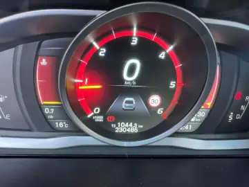 Volvo Xc60 Diesel 2.0 2015 Automata