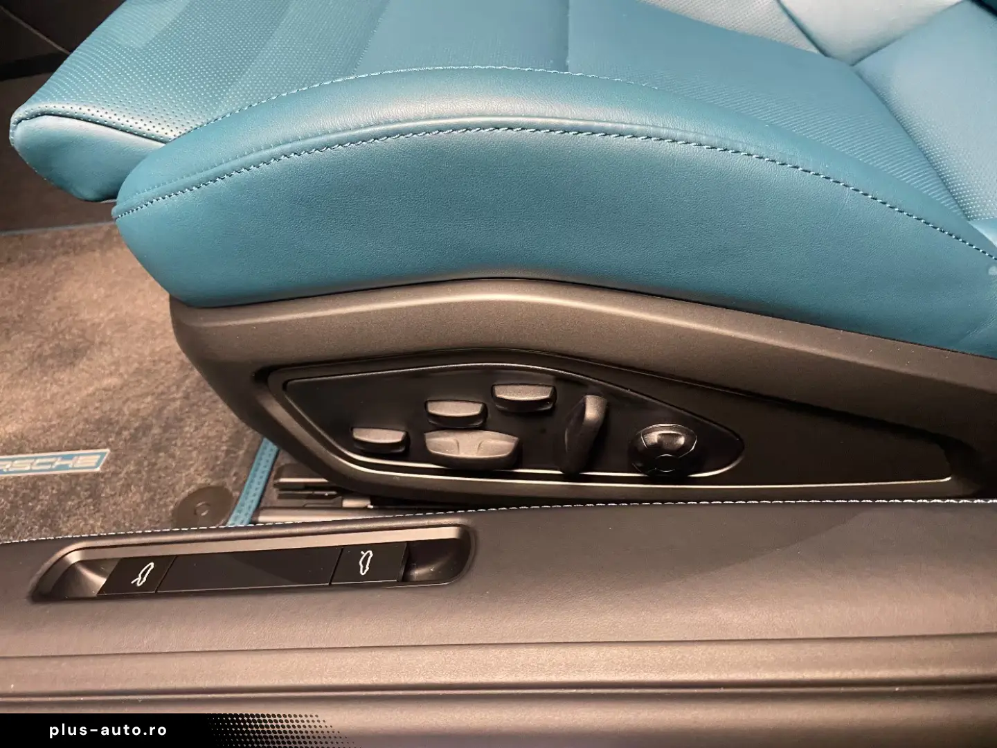 Porsche 992 (911) Carrera GTS   PDCC   Liftsystem   BOSE