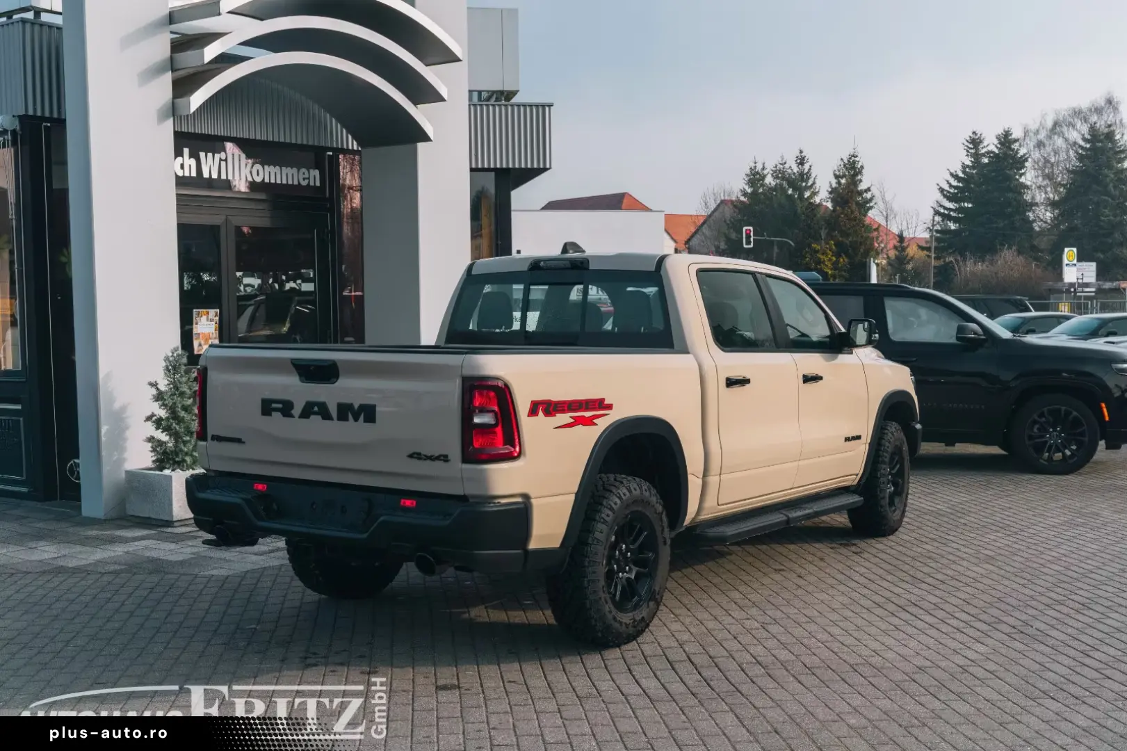 Dodge RAM 1500 Rebel X 4x4 - 3 0l I6 GT  Panoroof