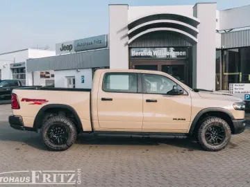 Dodge RAM 1500 Rebel X 4x4 - 3 0l I6 GT  Panoroof