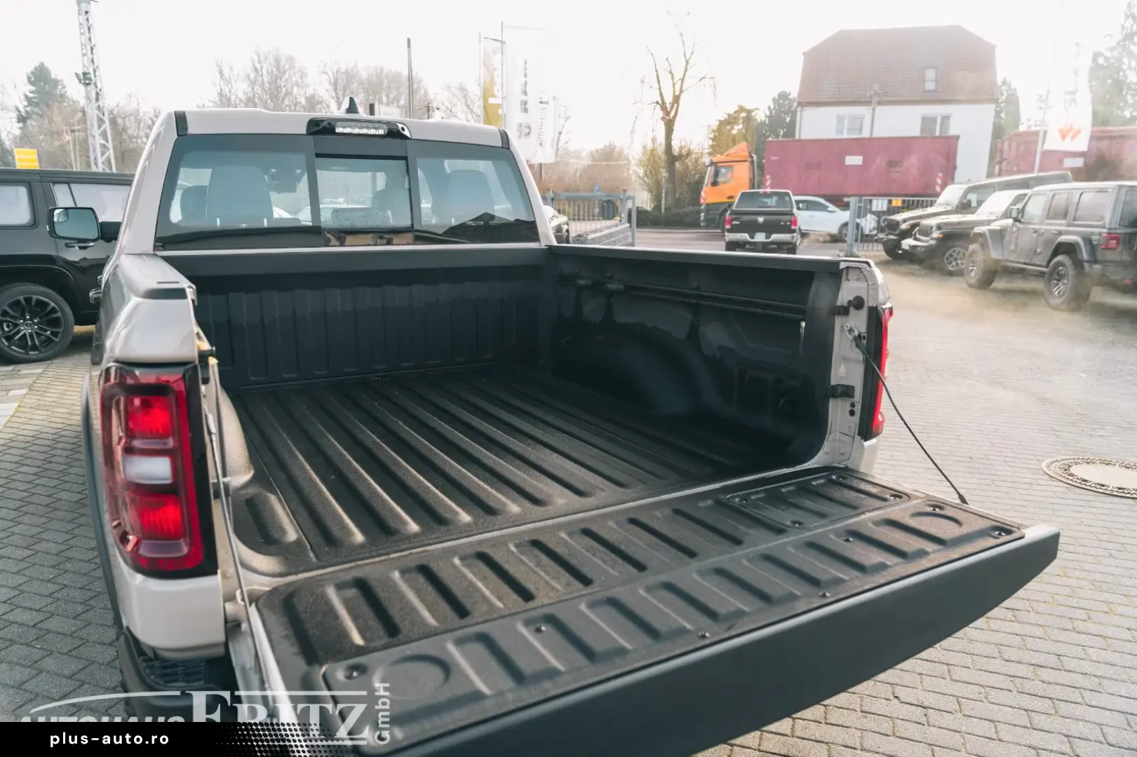 Dodge RAM 1500 Rebel X 4x4 - 3 0l I6 GT  Panoroof