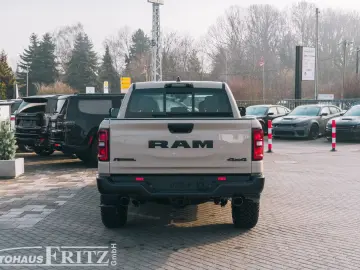 Dodge RAM 1500 Rebel X 4x4 - 3 0l I6 GT  Panoroof