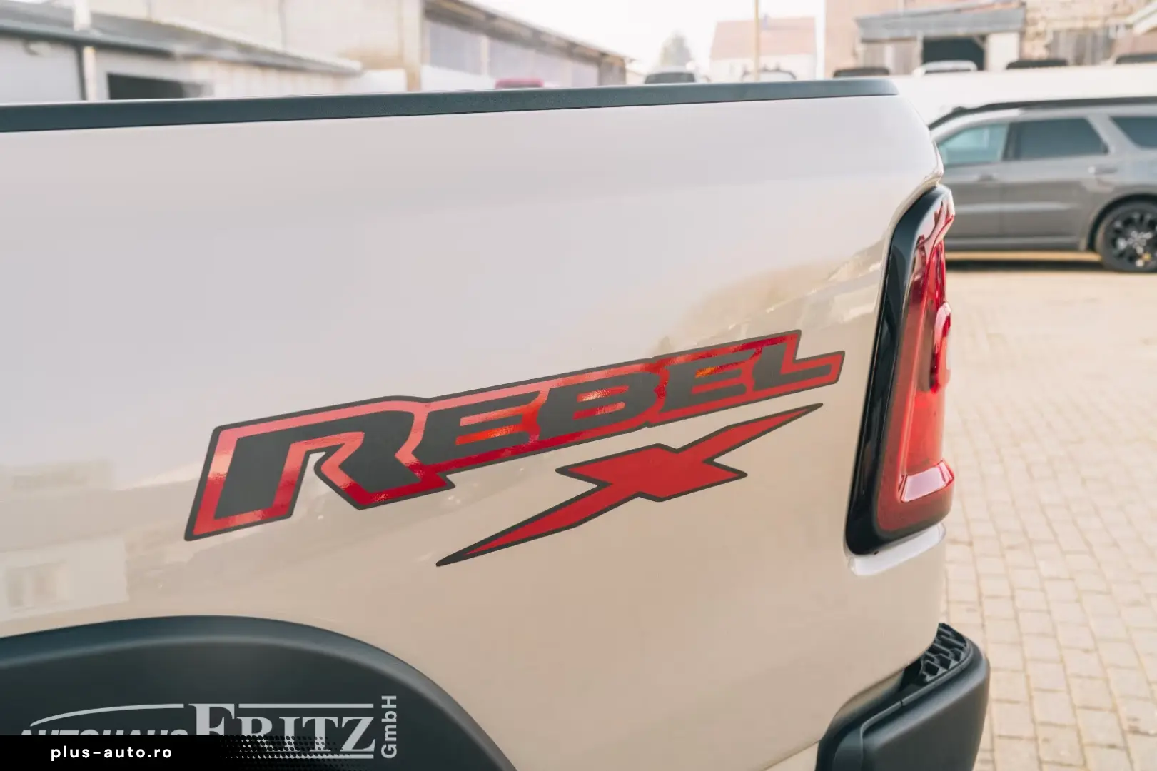 Dodge RAM 1500 Rebel X 4x4 - 3 0l I6 GT  Panoroof