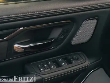 Dodge RAM 1500 Rebel X 4x4 - 3 0l I6 GT  Panoroof