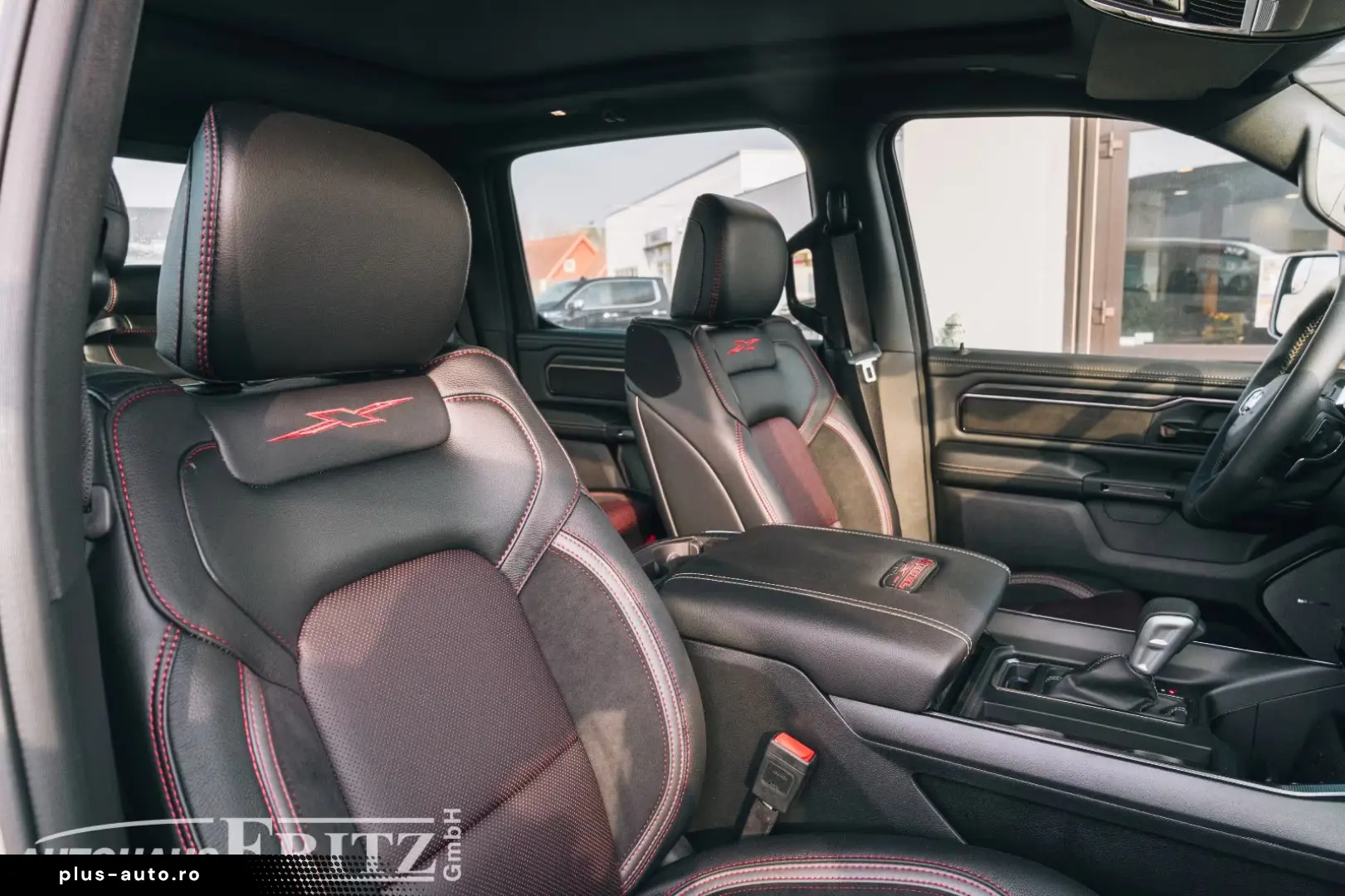 Dodge RAM 1500 Rebel X 4x4 - 3 0l I6 GT  Panoroof