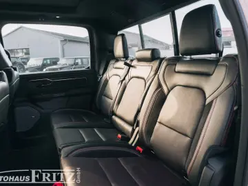 Dodge RAM 1500 Rebel X 4x4 - 3 0l I6 GT  Panoroof