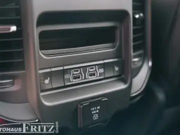 Dodge RAM 1500 Rebel X 4x4 - 3 0l I6 GT  Panoroof