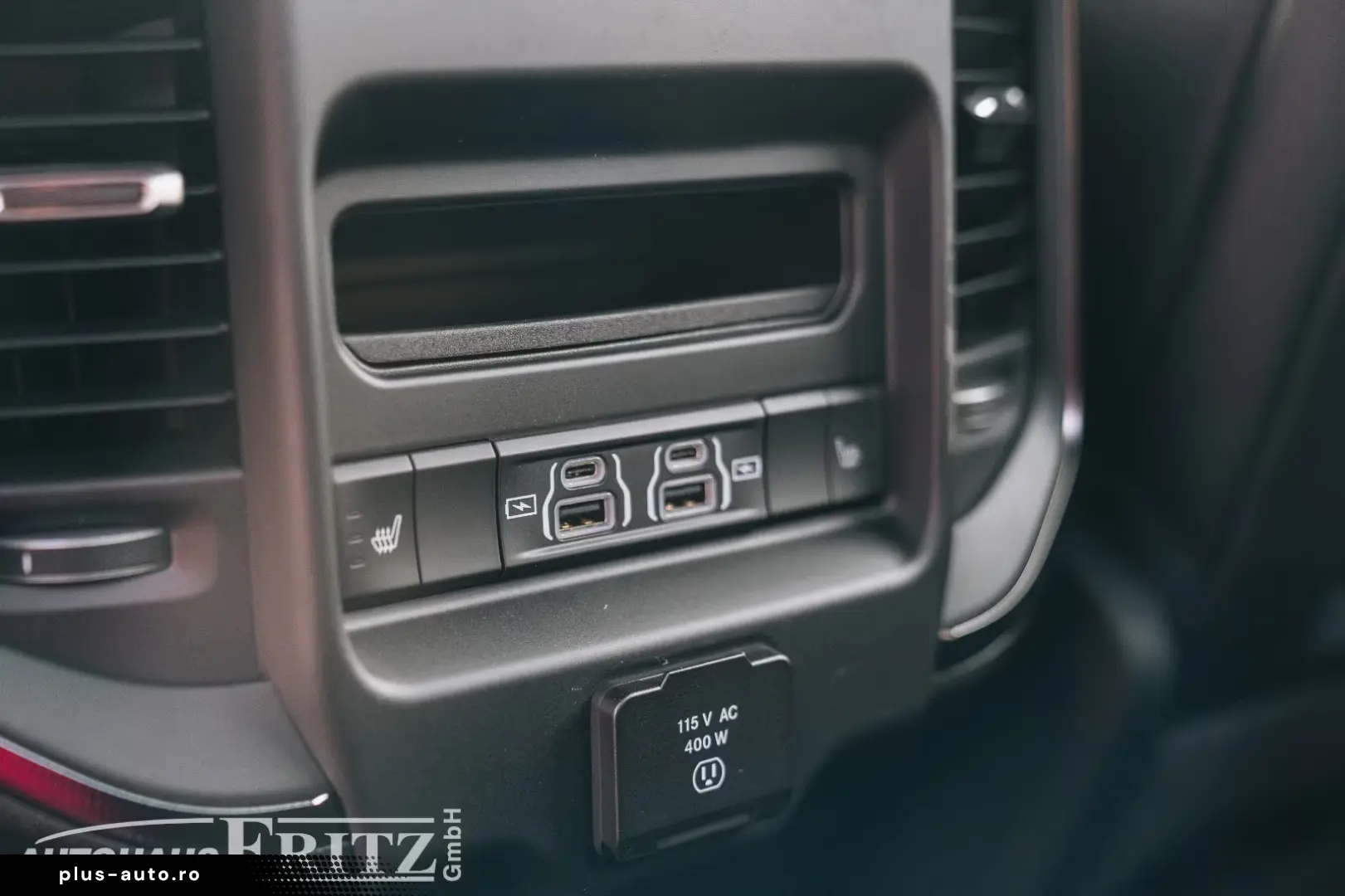 Dodge RAM 1500 Rebel X 4x4 - 3 0l I6 GT  Panoroof