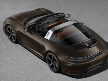 Porsche 992 (911) Targa 4S  PTS macadamia  BOSE  Liftsys