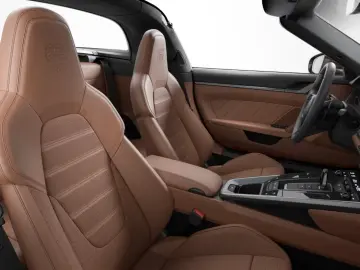 Porsche 992 (911) Targa 4S  PTS macadamia  BOSE  Liftsys