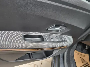 Sandero Stepway.Istoric service complet Dacia.LEASING