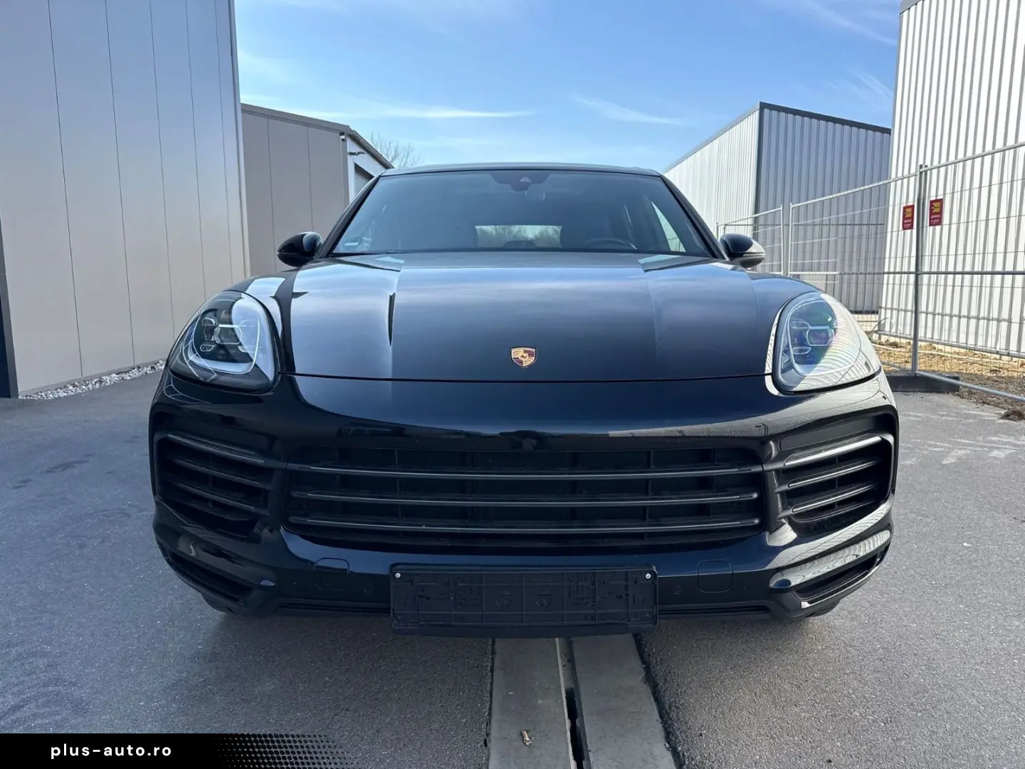 PORSCHE Cayenne Platinum Edition