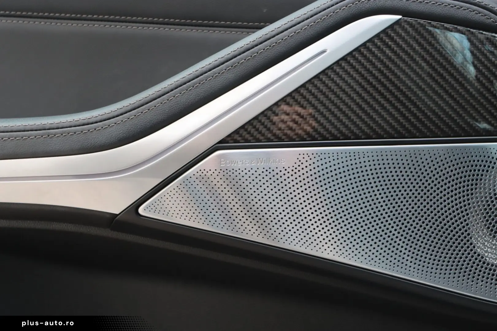 BMW X5 50e MPro Innov Comf  Travel Sky B&W net €70k